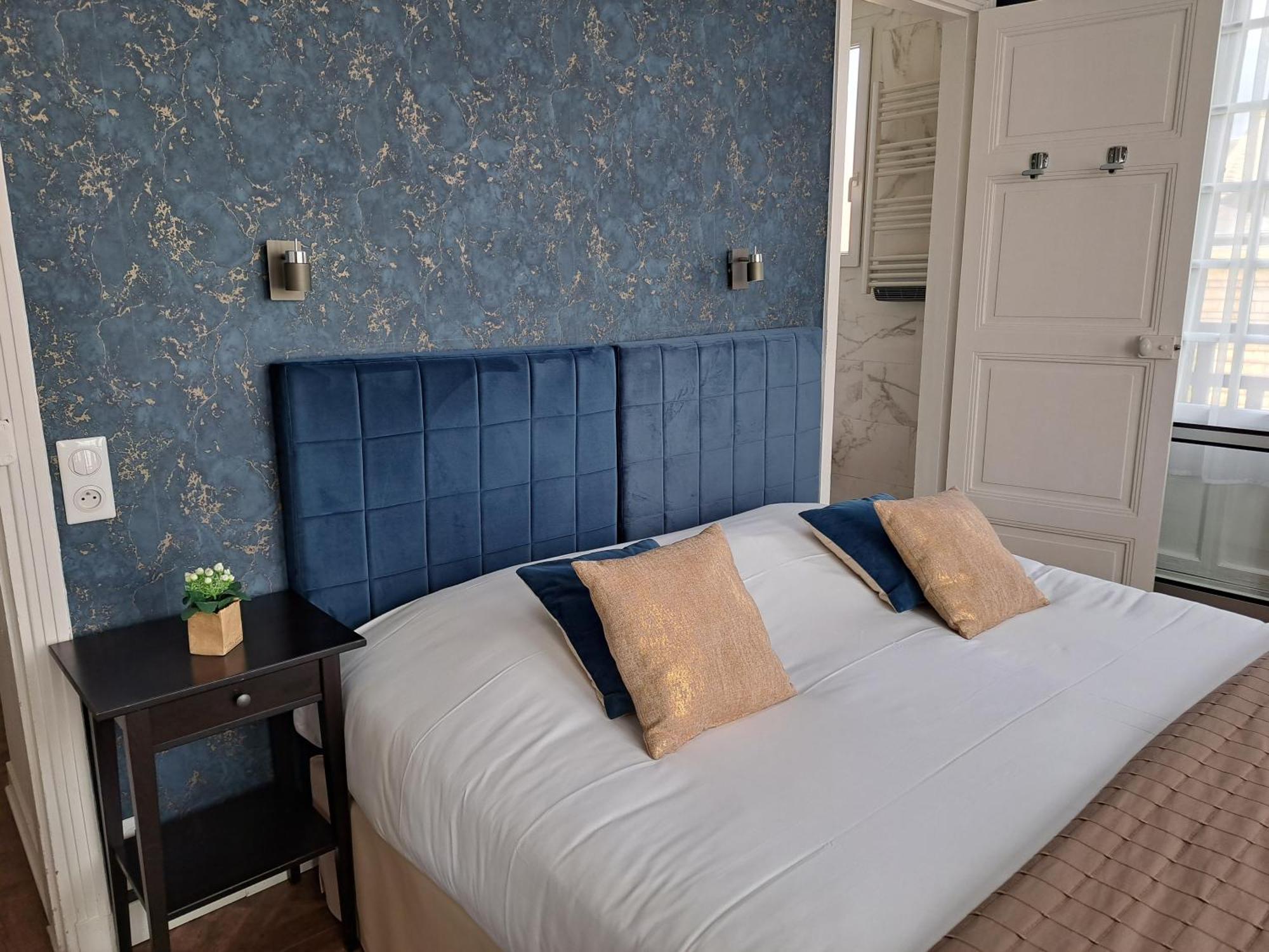 Grand Hotel De L'Esperance Lisieux Esterno foto